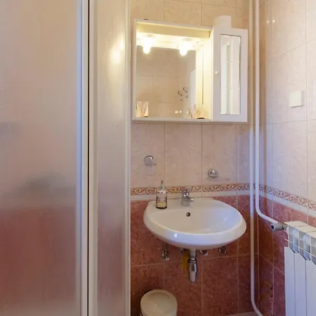 Marta By Rent Istria Pensionat 3*