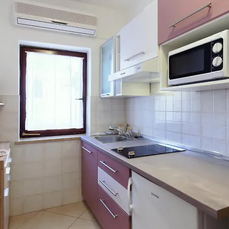 Marta By Rent Istria בית הארחה 3*