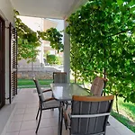 Pensionat Marta By Rent Istria 3*